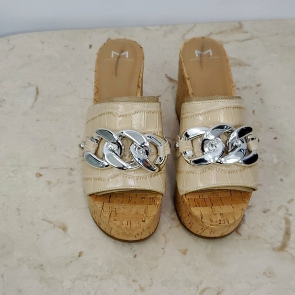 New Marc Fisher LTD Vaneda Platform Slide Sandal, Size 6.5 / 7 / 7.5 / 8.5 /9.5 - Picture 11 of 12